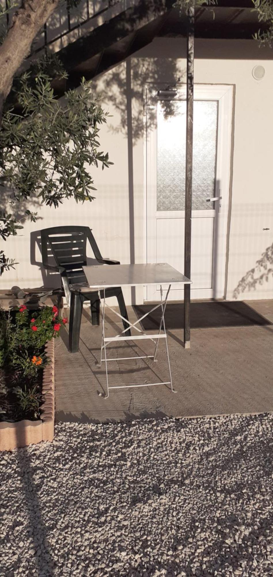 Mas Vincent Apartment La Fare-les-Oliviers ภายนอก รูปภาพ