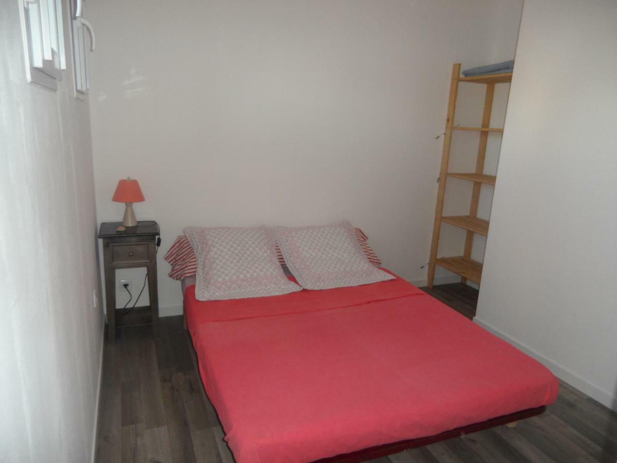 Mas Vincent Apartment La Fare-les-Oliviers ภายนอก รูปภาพ